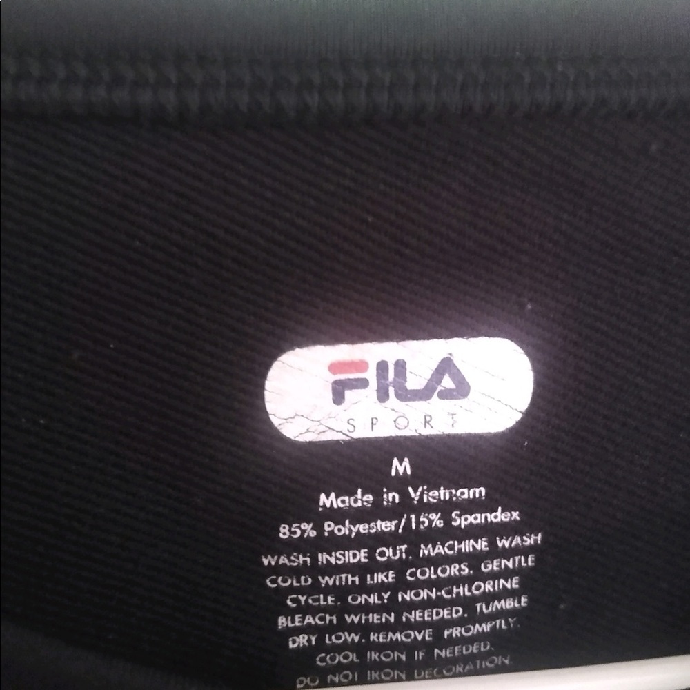 Fila top - Picture 3 of 3